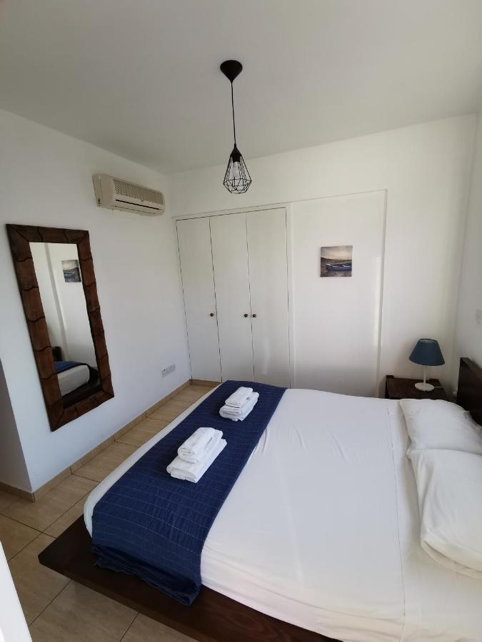 Carisa Downtown With Rooftop Pool Larnaca Exteriör bild
