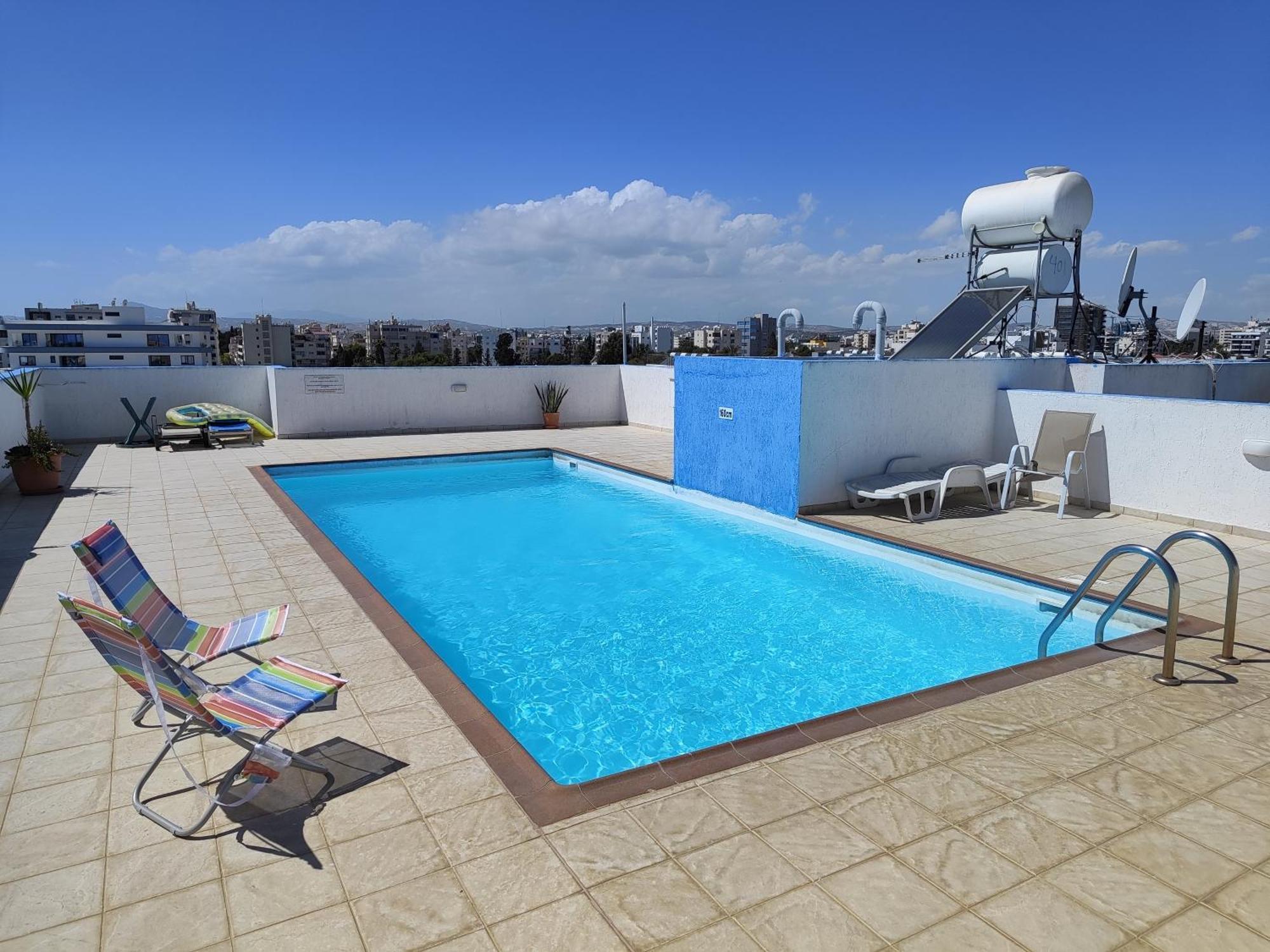 Carisa Downtown With Rooftop Pool Larnaca Exteriör bild